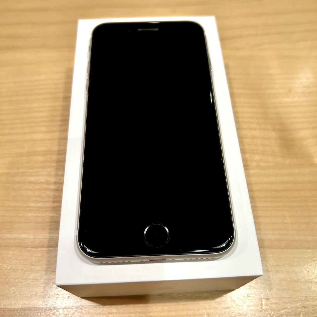 iPhone SE 64GB ホワイト SIMフリー 美品