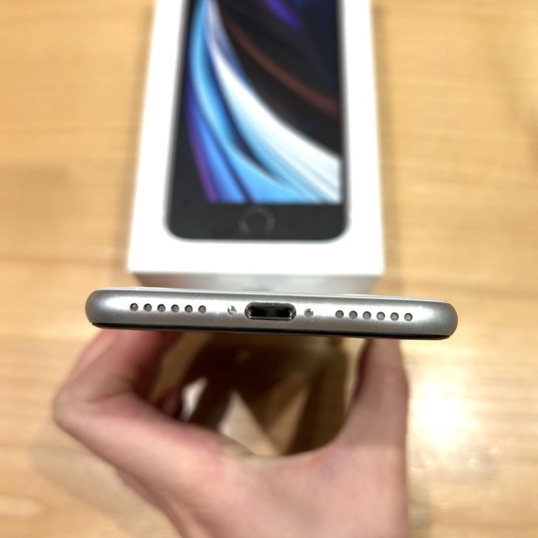 iPhone SE 64GB simフリー iPhone SE（第3世代） SE3 64GB スターライト 新品未使用 SIM