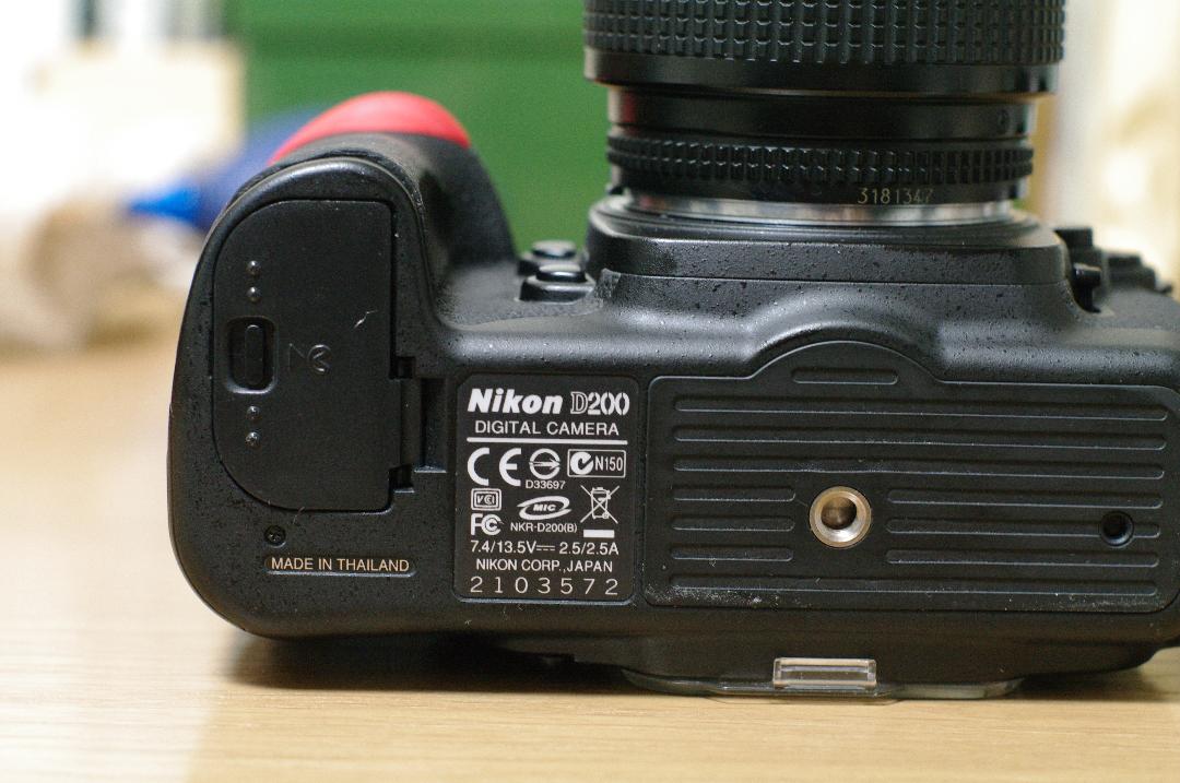 Nikon D200 後期型 一眼レフカメラ
