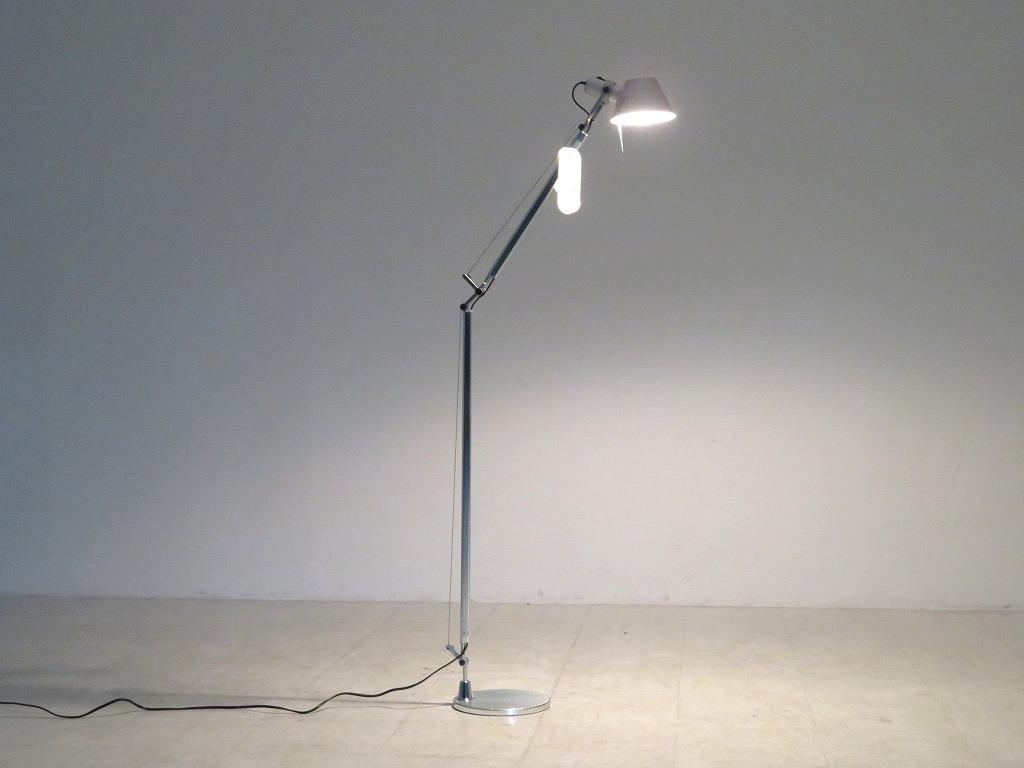展示品　アルテミデ　トロメオ　フロアランプ　フロアスタンド　照明　ライト
