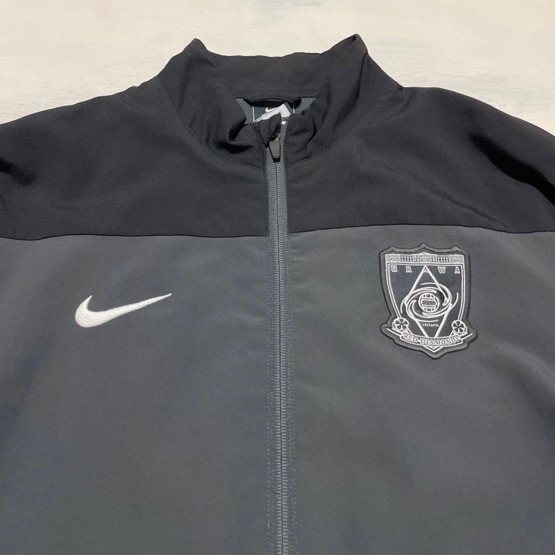 NIKE 浦和レッズ　公式トレーニングウェア セットアップ　ジャージ NIKE 浦和レッズ 公式トレーニングウェア セットアップ ジャージ