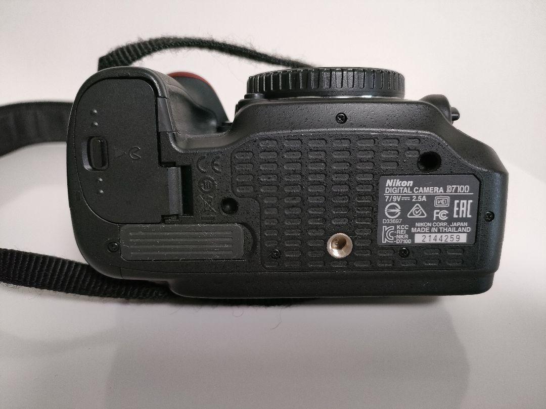 デジタルカメラ Nikon D7100