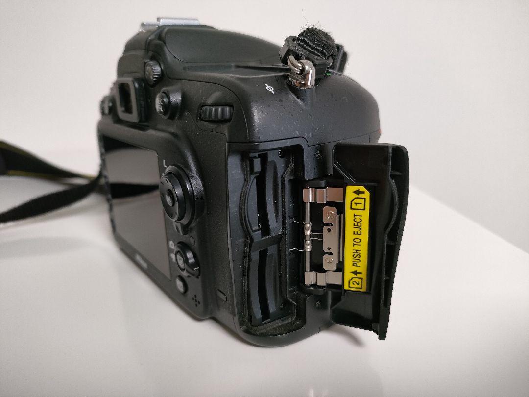 デジタルカメラ Nikon D7100