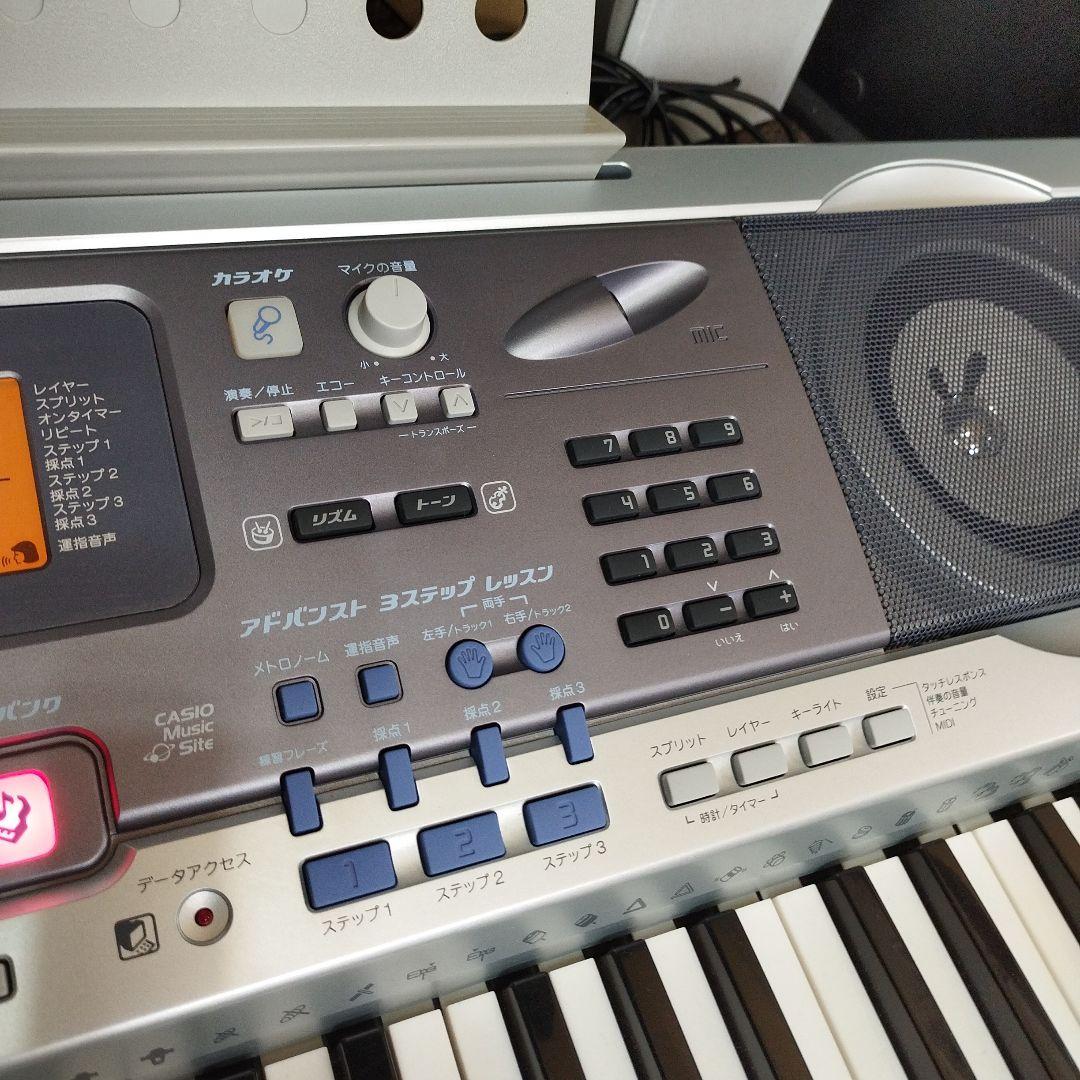 電子ピアノ　CASIO LK-88CD 光ナビゲーションキーボード美品 高価ホビー・楽器・アート - 電子ピアノ CASIO LK-88CD 光