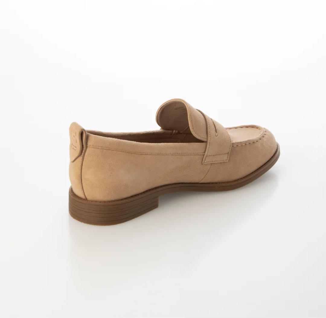 【新品未使用】COLE HAAN スタッシ ペニー ローファー