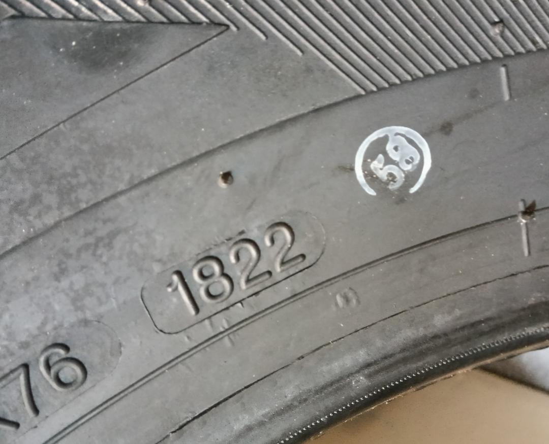 送料含未使用2022年製造4本 ナンカンSP-9　215/70R16 2本その①