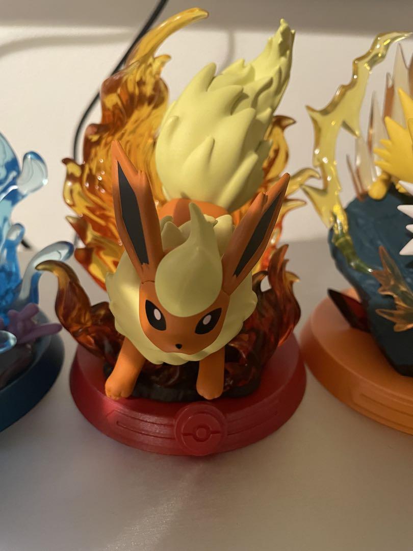 海外限定Funism ポケモン イーブイ　進化の系譜