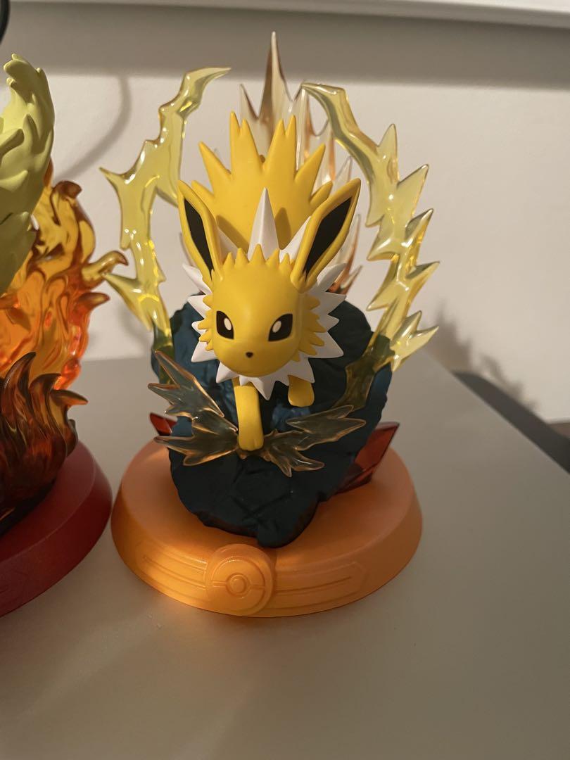 海外限定Funism ポケモン イーブイ　進化の系譜