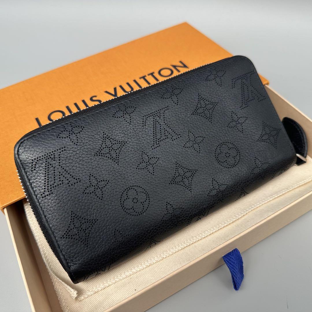 LOUIS VUITTON☆長財布　マヒナ/ジッピーウォレット　黒 美品 ルイヴィトン マヒナ ジッピーウォレット 黒 長財布 財布