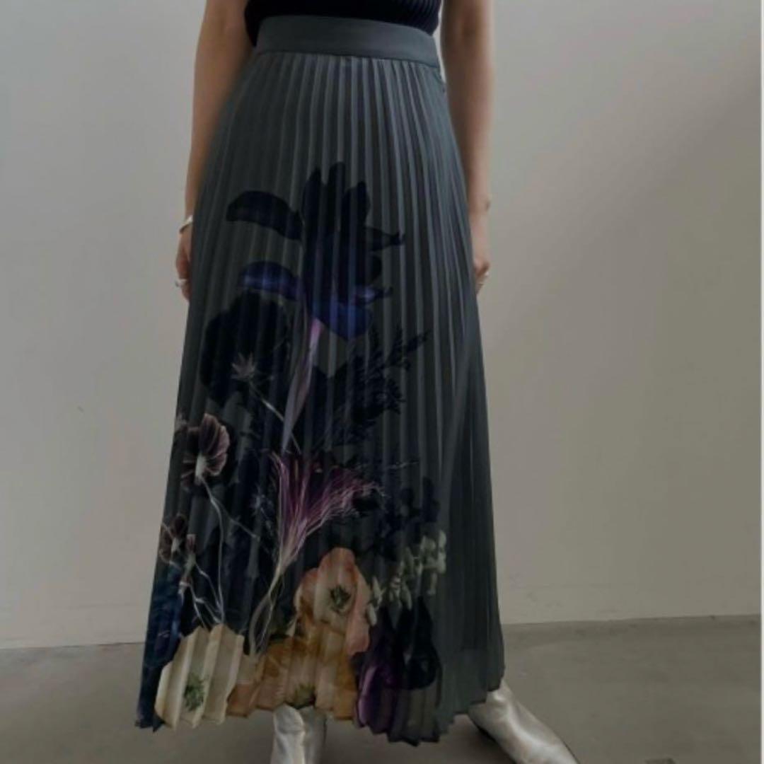 MEDI ROENTGEN FLOWER PLEATS SKIRTM Ameri VINTAGE