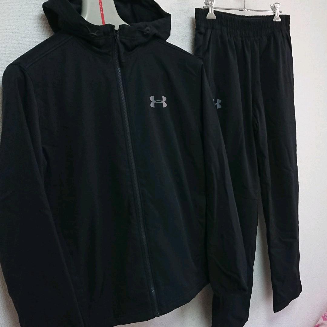 【美品】UNDER ARMOR  H.E.A.T  STORM  ウェア