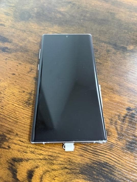 Galaxy Note10目立った傷や汚れなし