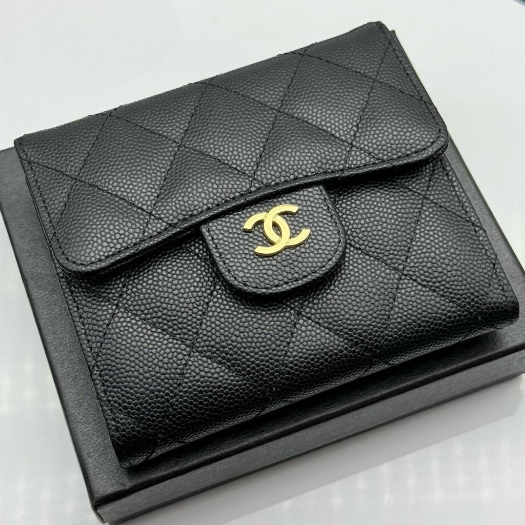 CHANEL ⭐️ブラックレザー 三つ折り財布 - メルカリ