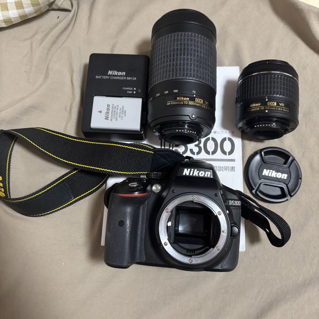 Nikon D5300 デジタル一眼レフカメラ 本体とレンズ2本