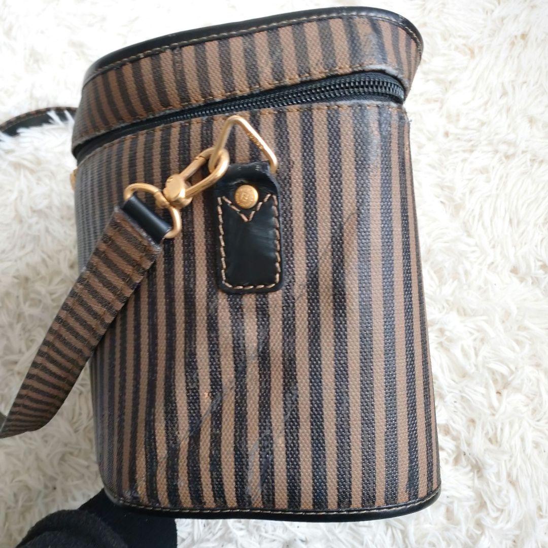 FENDI 大容量バニティーバッグ クロスボディ