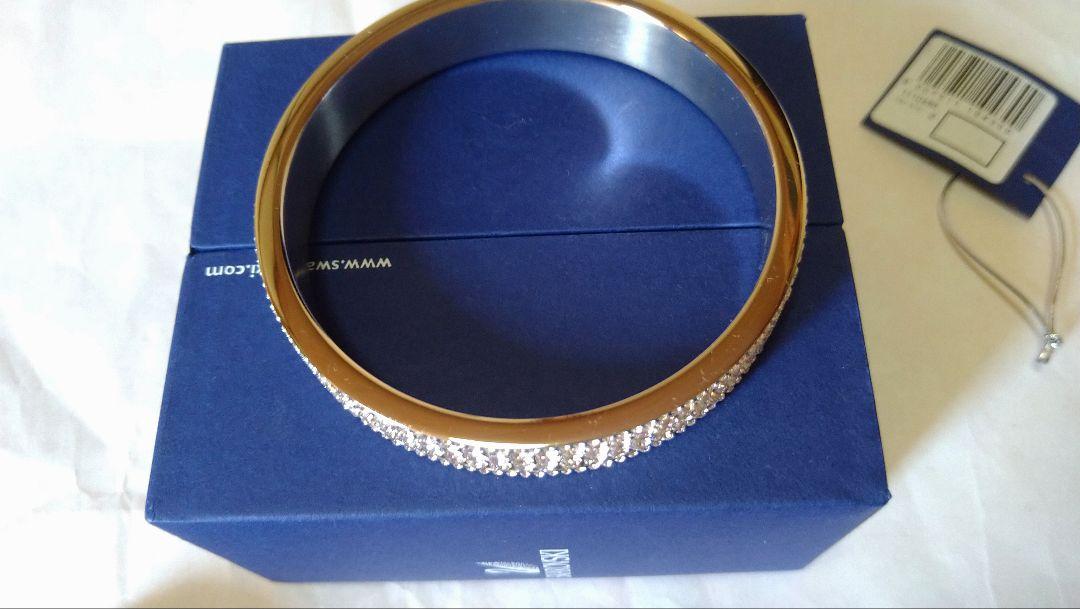 SWAROVSKI　スワロフスキー バングル　Мサイズ