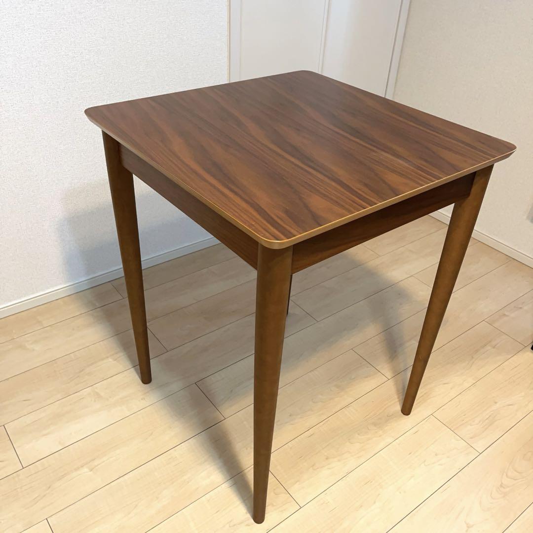 NOCE(ノーチェ)  ダイニングテーブル　コンパクト　カフェテーブル