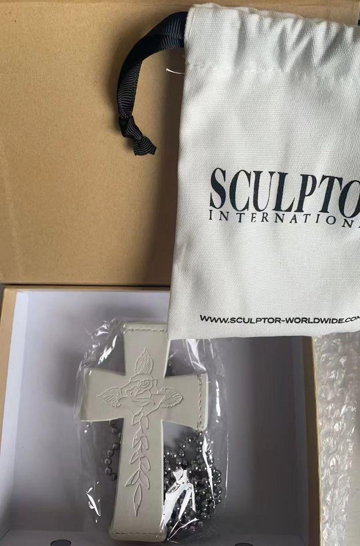 美品SCULPTOR クロスストラップウォレット　スカルプター Wallet白 美品SCULPTOR クロスストラップウォレットスカルプター Wallet白
