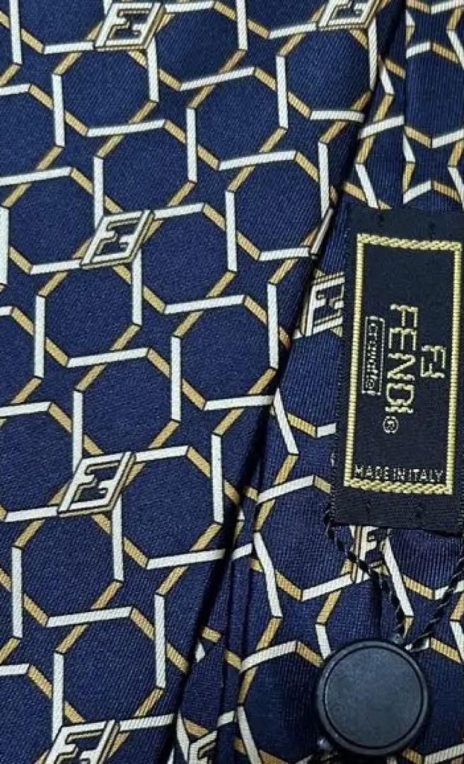 FENDI ネイビー FFロゴ チェーン総柄