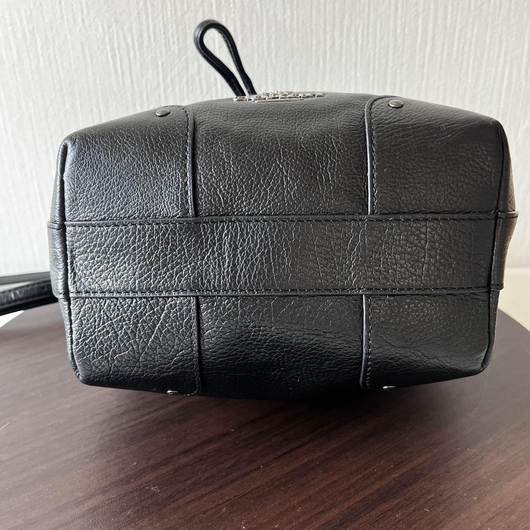 【美品】COACH巾着ショルダーバッグ　シボ革レザーブラック　F35363