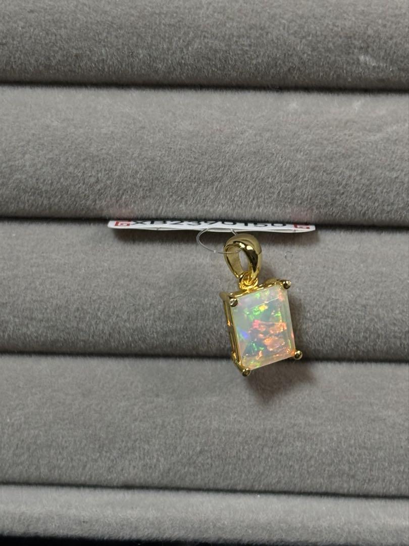 オパール 長方形 シンプルペンダント ゴールド