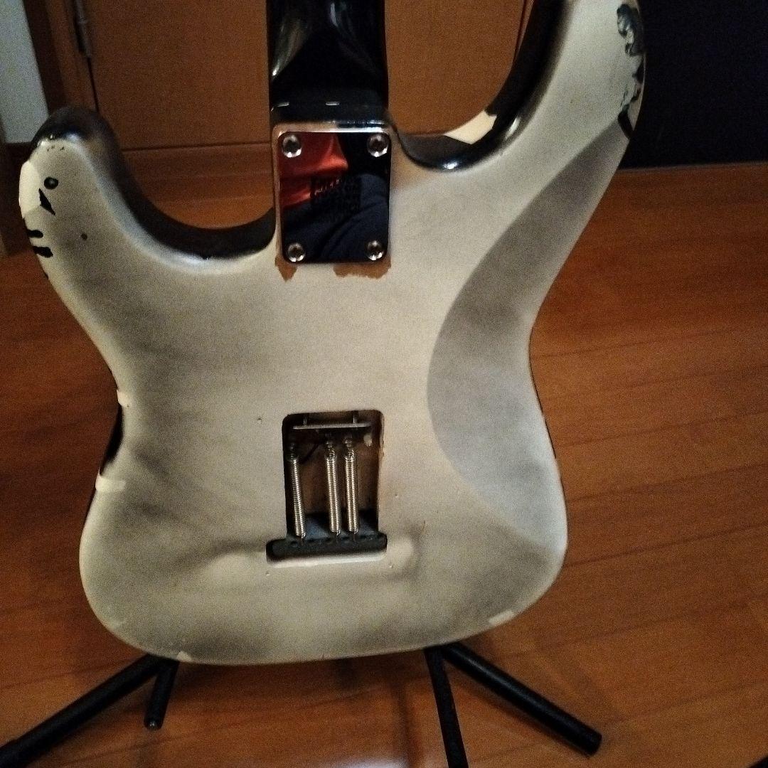 Creative Ground ストラトキャスター　HSS van halen風