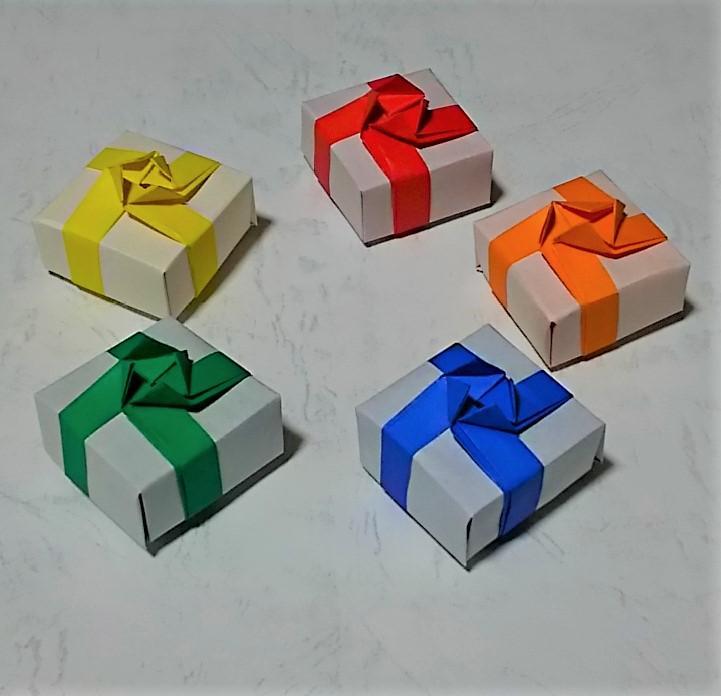 ハンドメイド ミニプレゼントbox 5個 立体折り紙 メルカリ ハンドメイド ミニプレゼントbox 5個 立体折り紙 メルカリ