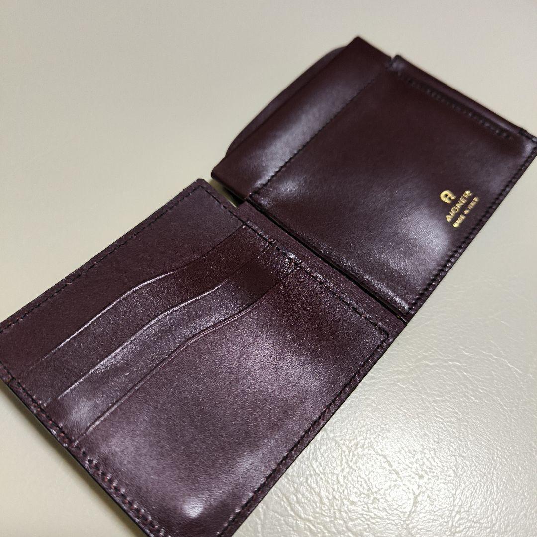 値下げ中♪AIGNER 三つ折り財布