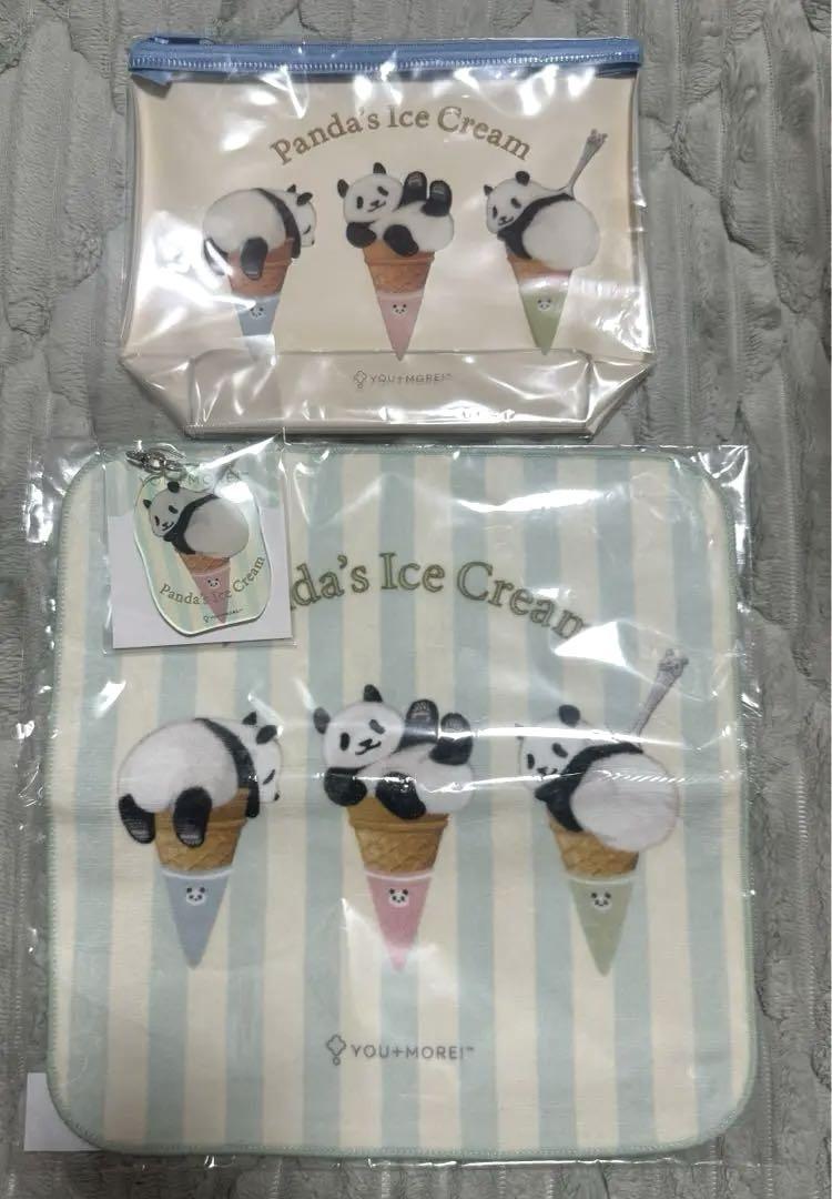 上野 パンダ フェリシモ YOU+MORE! ハンカチ キーホルダー ポーチ YOU＋MORE! 毛布の上で寝かせられている 赤ちゃんパンダの