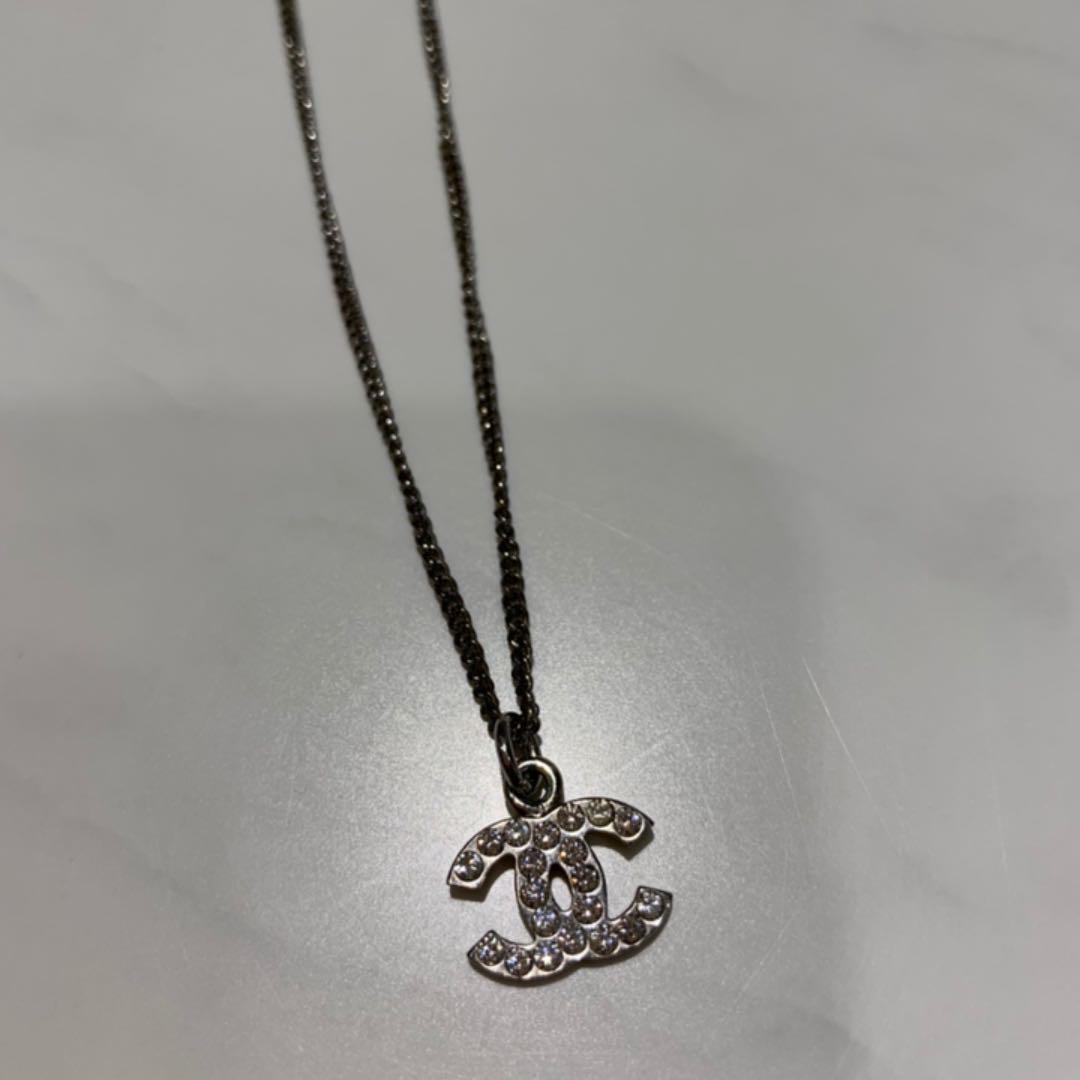 【顔まわりが華やぐ♪】 CHANEL ネックレス ◇24B新作 華やか◇CHANEL チョーカー ロゴ (CHANEL/ネックレス