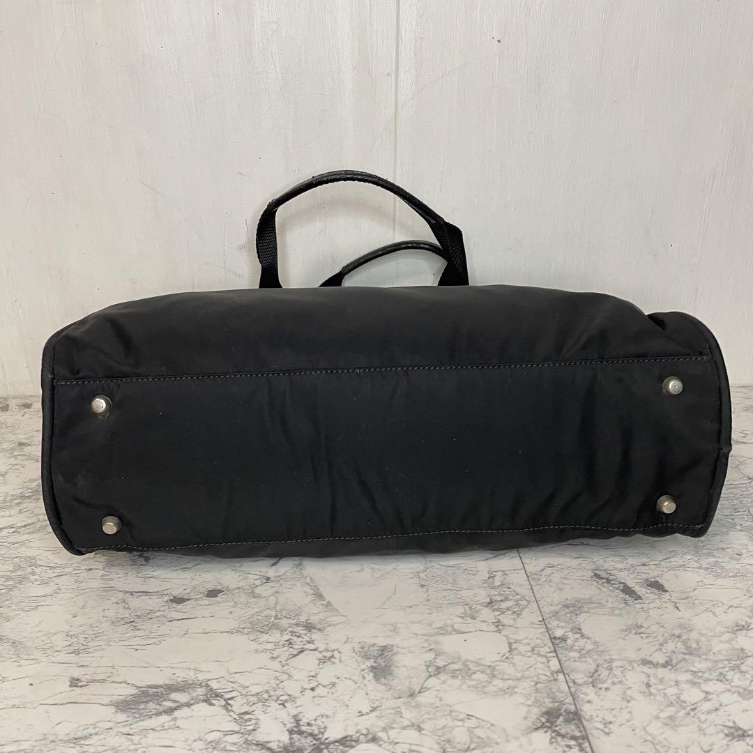 PRADA ブラック ナイロン ハンドバッグ