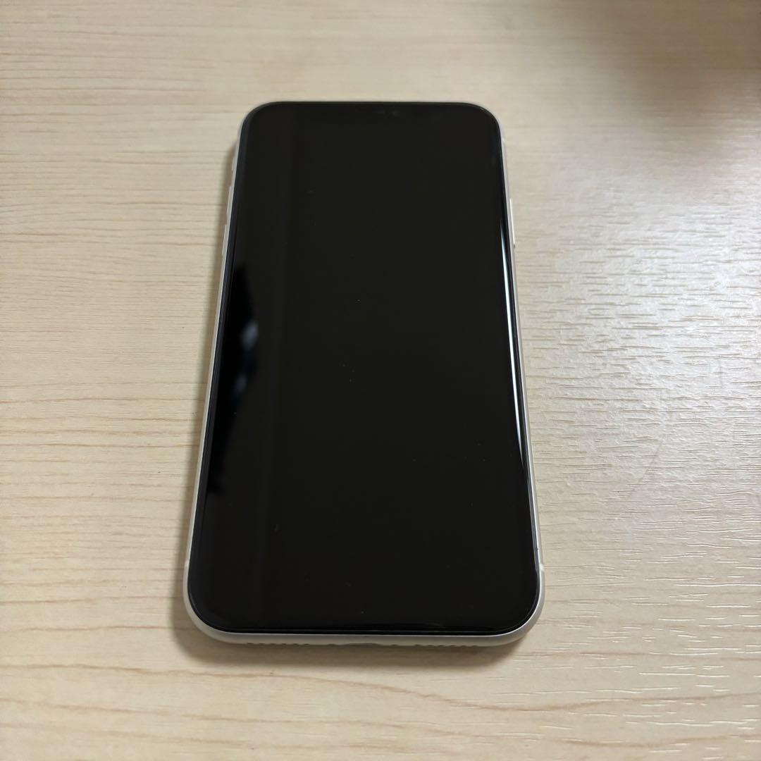 Apple iPhone 11 ホワイト - スマートフォン本体 Apple iPhone 11 ホワイト - スマートフォン本体