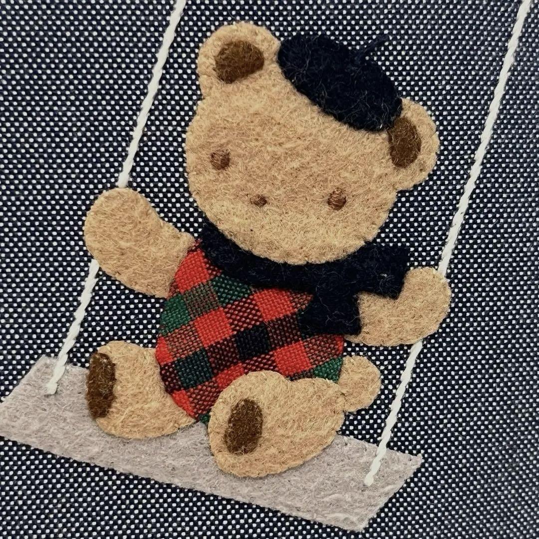 ファミリア デニムポーチ 手刺繍 日本製 クマちゃん ブランコ