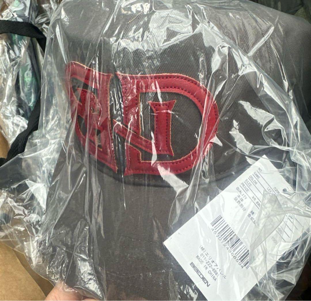 beeden ポップアップ 限定 LEATHER LOGO BASIC CAP