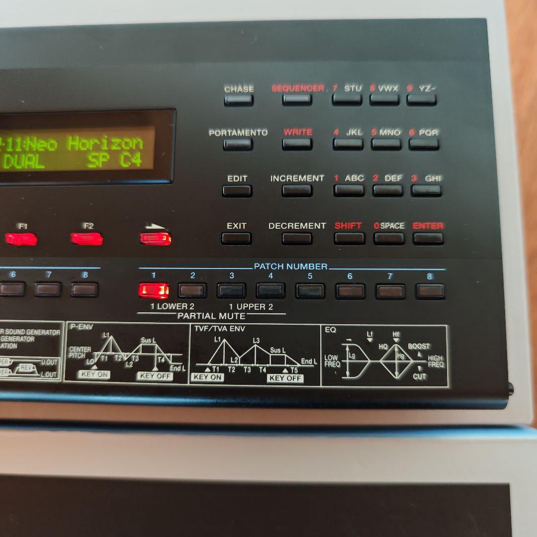 Roland D-05 リニアシンセサイザー