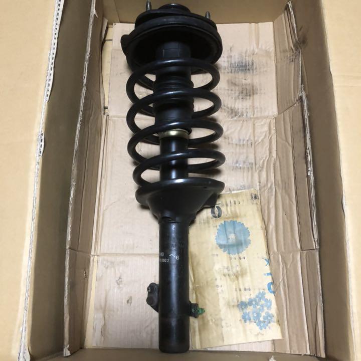 ステップワゴンRF1,2フロントサス右