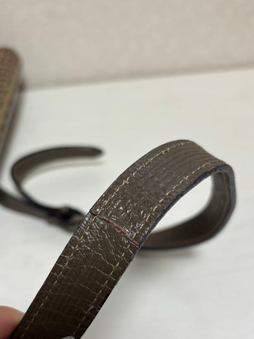 フェンディ FENDI エナメルショルダーバッグ