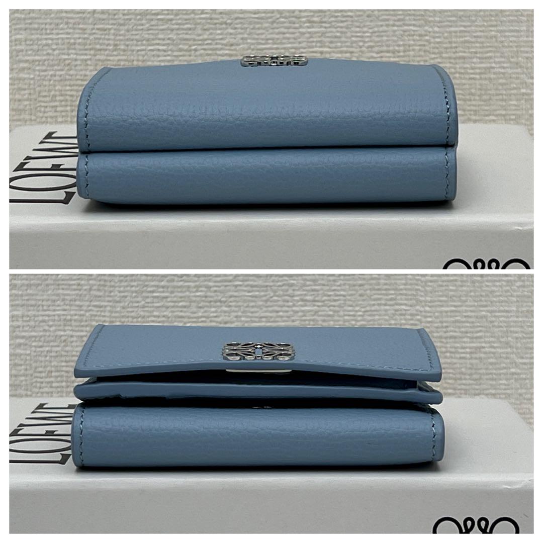 ロエベ アナグラム トライフォールド ウォレット ダスティブルー ロエベ アナグラム トライフォールド ウォレット ダスティブルー