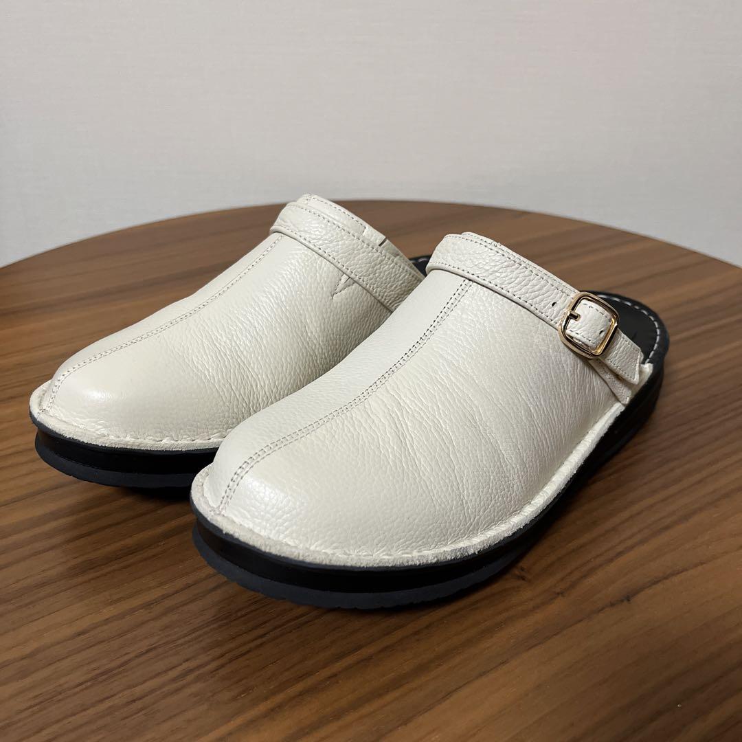 ゆんゆん様【新品23.5cm/アイボリー】ドルチェ 2way  サボシューズ