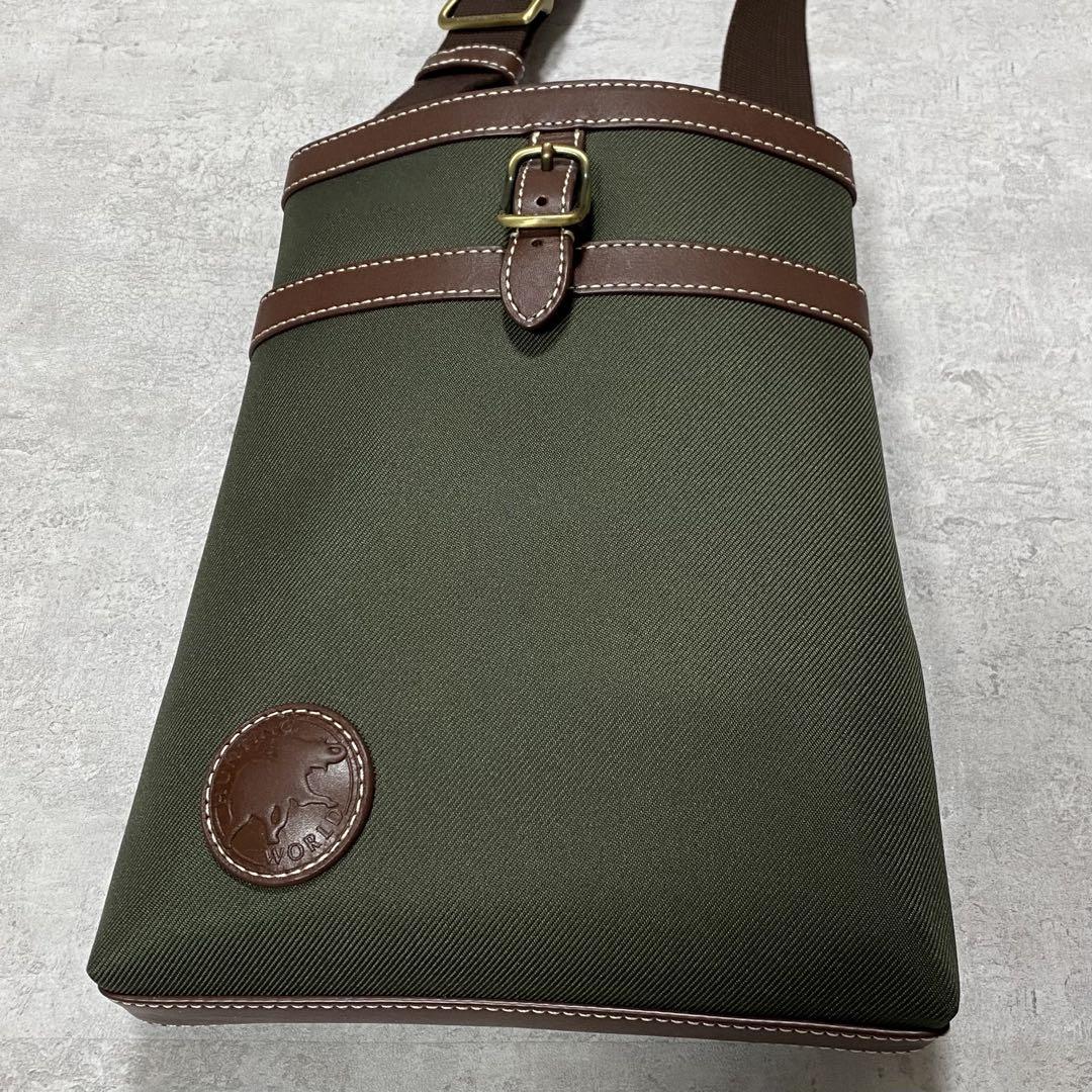 未使用品✨ハンティングワールド ショルダーバッグ サコッシュ ボディバッグ