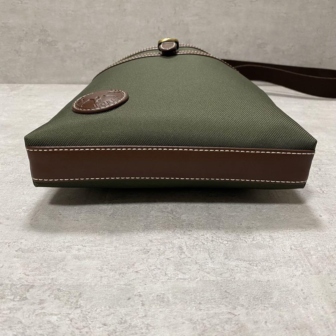 未使用品✨ハンティングワールド ショルダーバッグ サコッシュ ボディバッグ