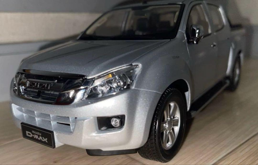 1/18 いすゞ D-Max