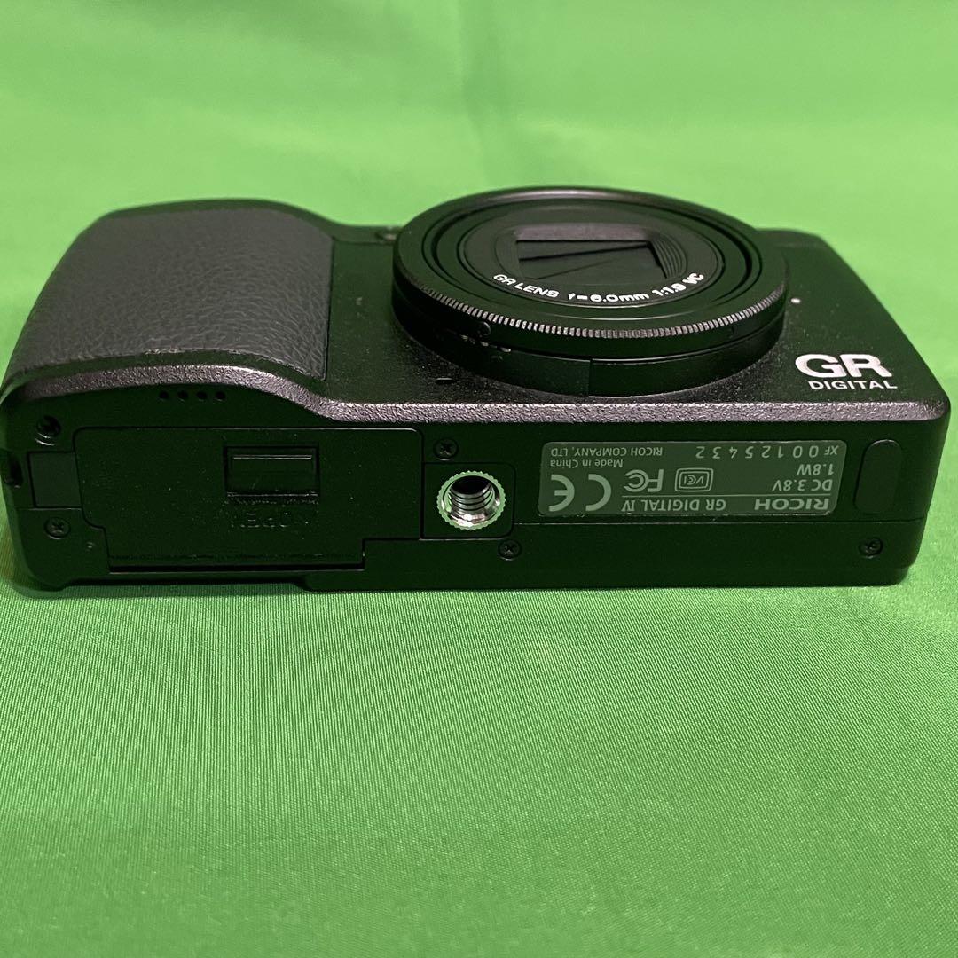 よ*）様 【オークション中】GR DIGITAL IV 美品✨シャッター2585