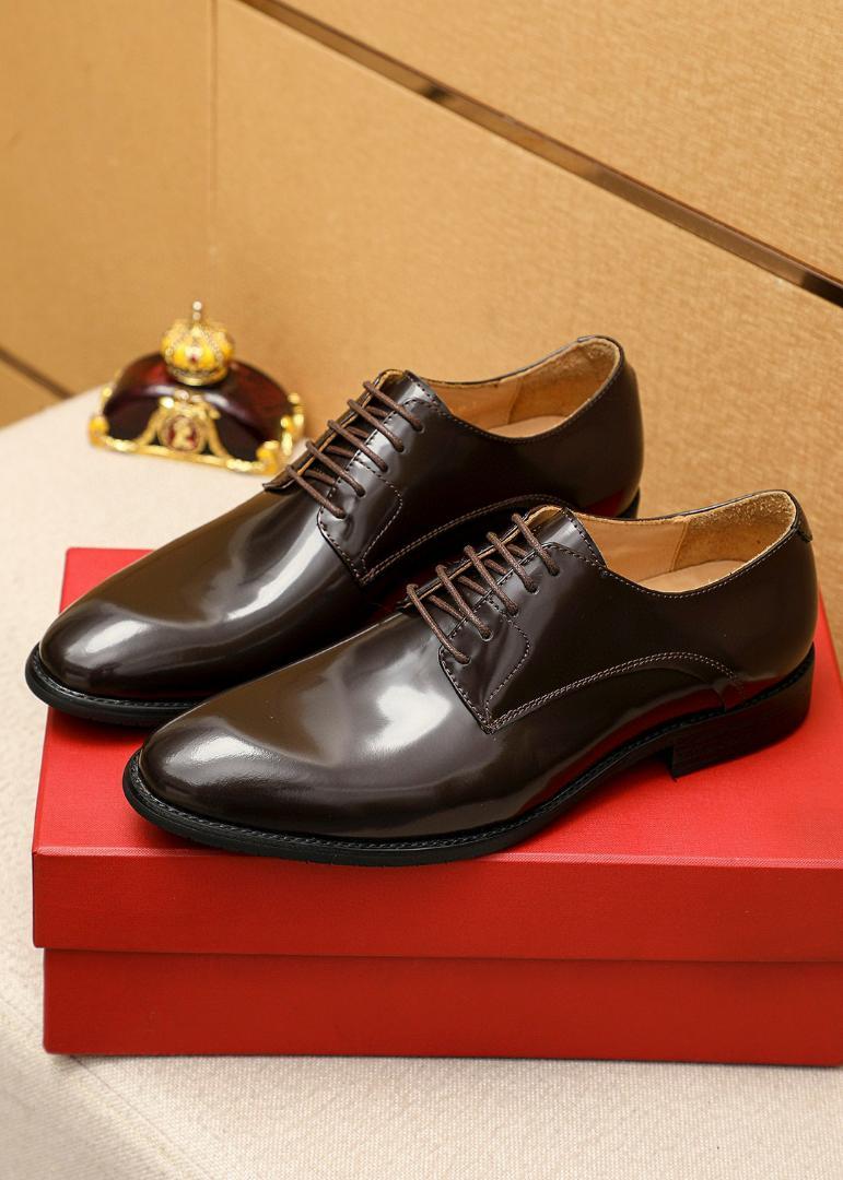 Ferragamo フェラガモ メンズ ビジネスレザーシューズ ブラック 牛革
