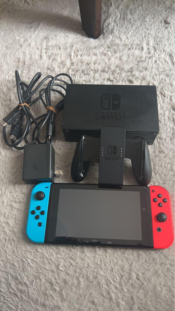 Nintendo Switch 青と赤 本体 あの名作6作品をNintendo Switchで一気に楽しめる
