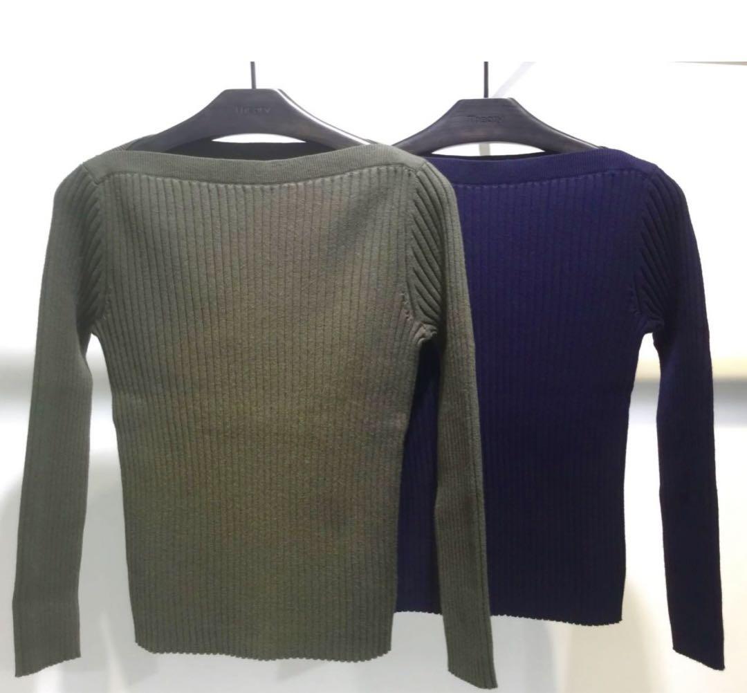 未使用タグ付　theory  定価24000円  カーキ　ボートネックニット S