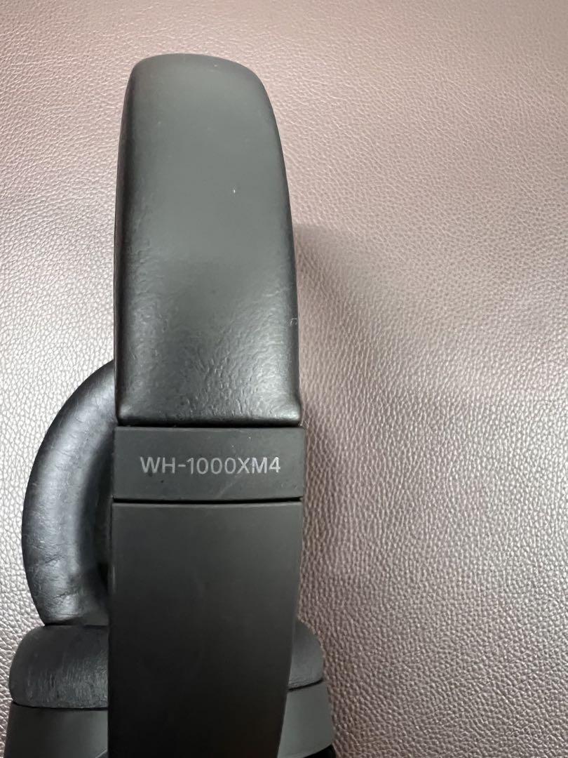 ヘッドホン　WH-1000XM4