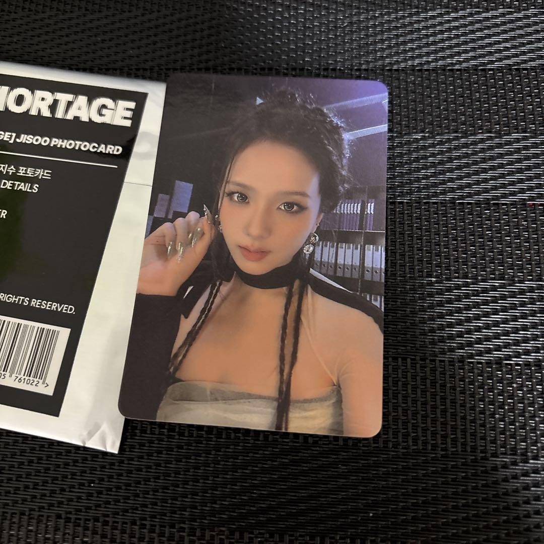 BLACKPINK ジス AMORTAGE ポップアップ 限定 キーホルダー BLACKPINK ジス AMORTAGE ポップアップ 限定 キーホルダー 3