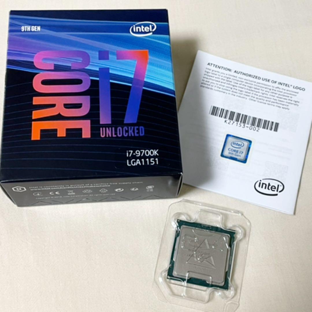 Intel Core i7 9700K 3.6GHz LGA1151 完全動作品