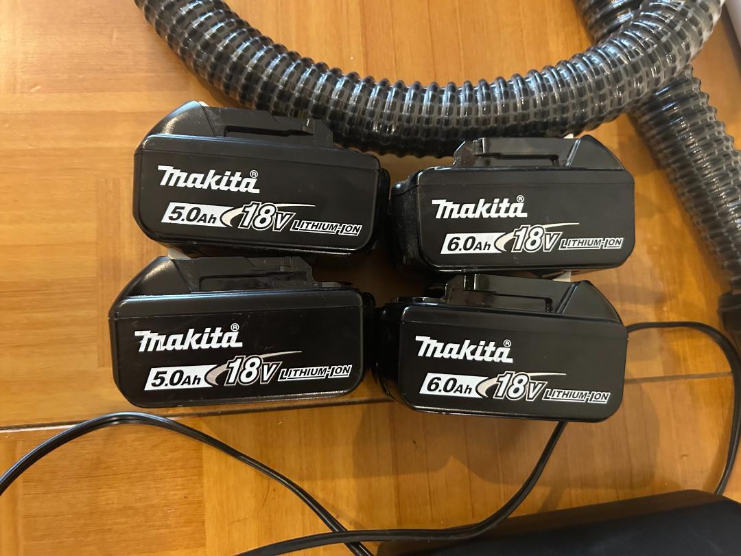 Makita 充電式背負クリーナ VC660D バッテリー4個、充電器付属